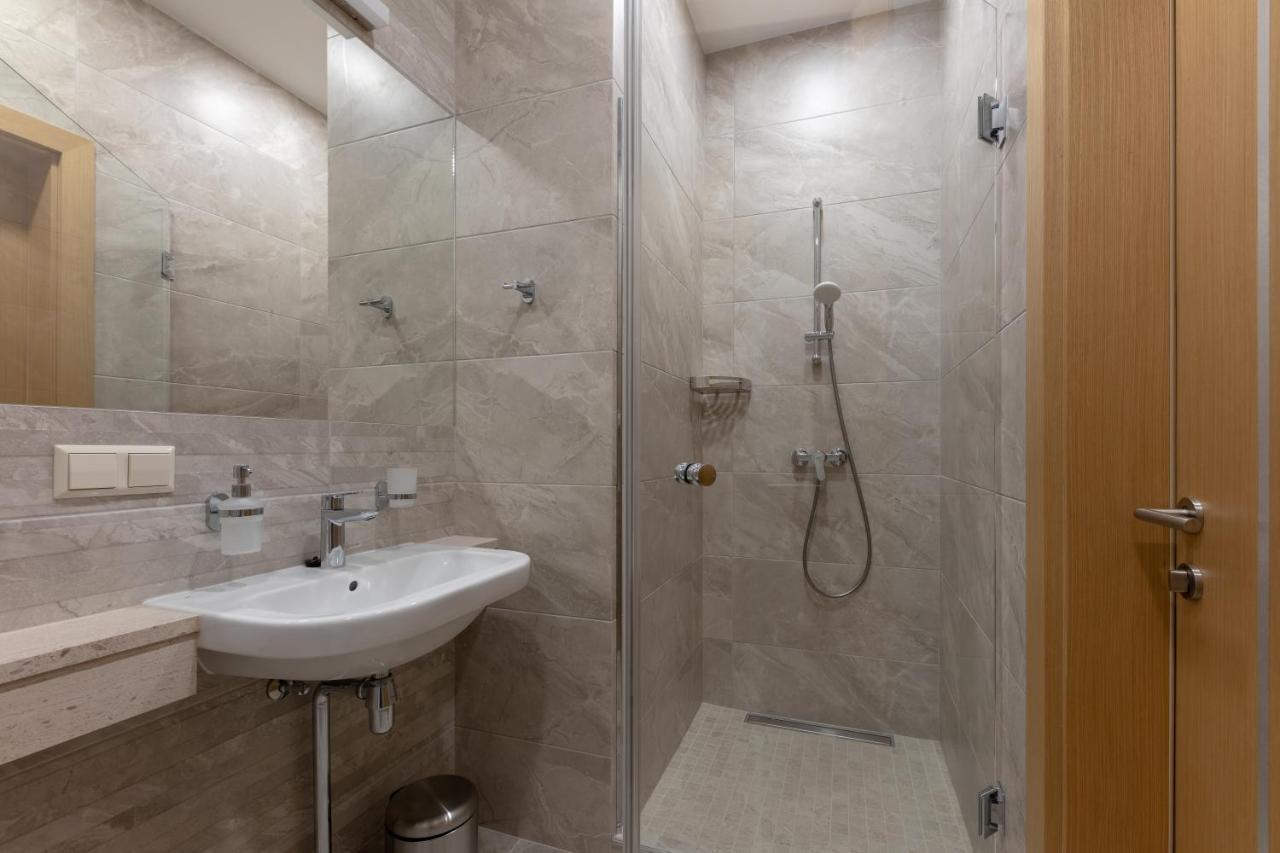Oasis Apartments Юрмала Экстерьер фото